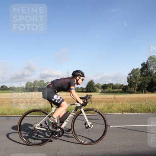 25.08.2024 - Elbe Triathlon Hamburg Fuchs,  Jonas http://msf.ph/oto/6829677 25.08.2024 09:12:28 Radfahren 152, 215, 150, 165 meine-sportfotos.de