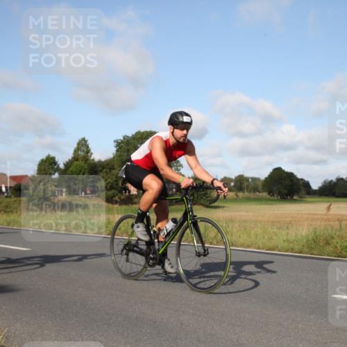 25.08.2024 - Elbe Triathlon Hamburg Fuchs,  Jonas http://msf.ph/oto/6829680 25.08.2024 09:45:24 Radfahren 385, 407, 345, 475, 305, 495, 355, 401, 131, 138 meine-sportfotos.de