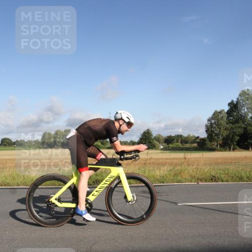 25.08.2024 - Elbe Triathlon Hamburg Fuchs,  Jonas http://msf.ph/oto/6829686 25.08.2024 09:12:35 Radfahren 165, 233, 54, 290 meine-sportfotos.de