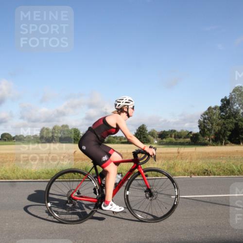25.08.2024 - Elbe Triathlon Hamburg Fuchs,  Jonas http://msf.ph/oto/6829721 25.08.2024 09:13:33 Radfahren 124, 138 meine-sportfotos.de