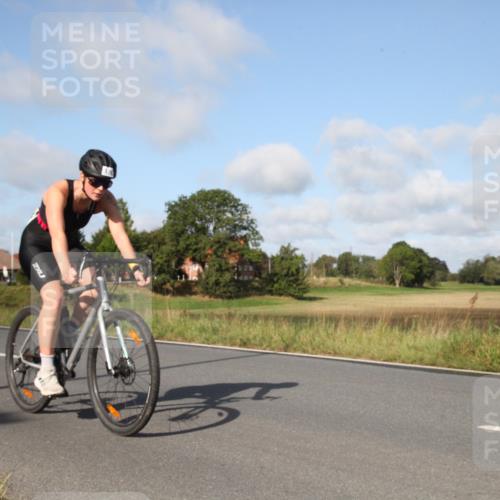 25.08.2024 - Elbe Triathlon Hamburg Fuchs,  Jonas http://msf.ph/oto/6829746 25.08.2024 09:45:55 Radfahren 214, 137, 514, 476, 418, 336, 229, 221 meine-sportfotos.de