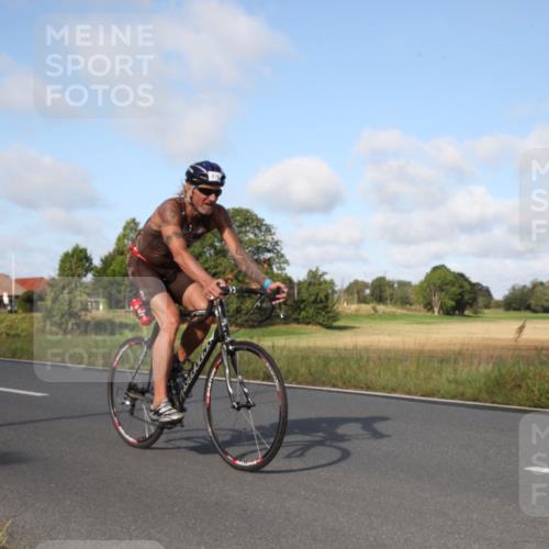 25.08.2024 - Elbe Triathlon Hamburg Fuchs,  Jonas http://msf.ph/oto/6829750 25.08.2024 09:45:56 Radfahren 137, 514, 476, 418, 336, 229, 221 meine-sportfotos.de