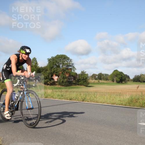 25.08.2024 - Elbe Triathlon Hamburg Fuchs,  Jonas http://msf.ph/oto/6829770 25.08.2024 09:46:06 Radfahren 221, 461, 114, 539 meine-sportfotos.de