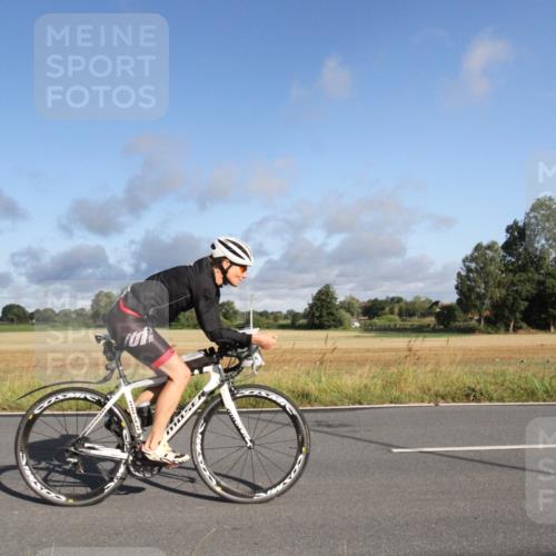 25.08.2024 - Elbe Triathlon Hamburg Fuchs,  Jonas http://msf.ph/oto/6829838 25.08.2024 09:14:58 Radfahren 63, 125, 170 meine-sportfotos.de