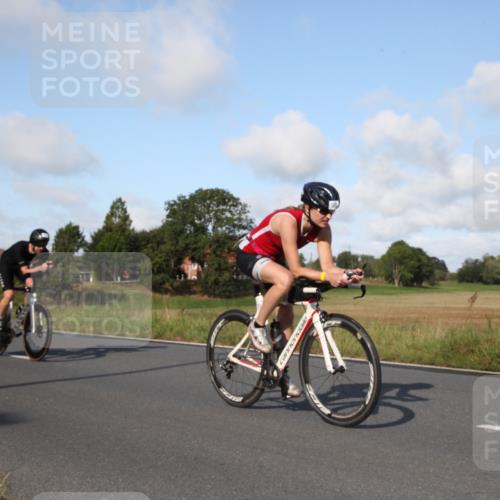 25.08.2024 - Elbe Triathlon Hamburg Fuchs,  Jonas http://msf.ph/oto/6829843 25.08.2024 09:46:46 Radfahren 286, 316, 537 meine-sportfotos.de