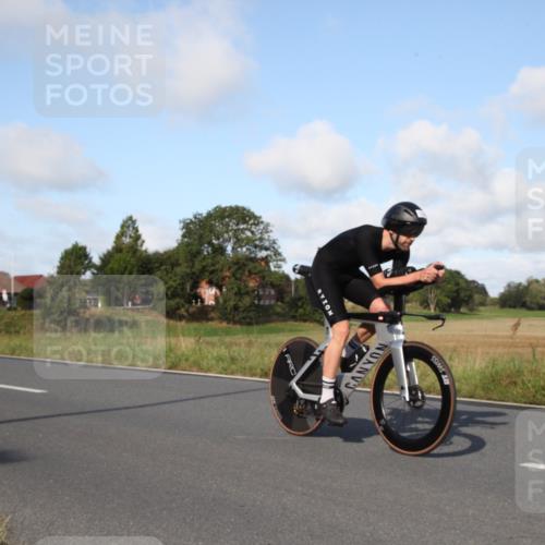 25.08.2024 - Elbe Triathlon Hamburg Fuchs,  Jonas http://msf.ph/oto/6829850 25.08.2024 09:46:46 Radfahren 286, 316, 537 meine-sportfotos.de
