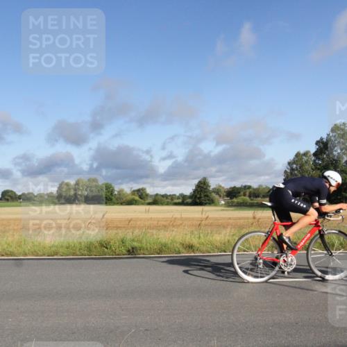 25.08.2024 - Elbe Triathlon Hamburg Fuchs,  Jonas http://msf.ph/oto/6829858 25.08.2024 09:15:09 Radfahren 85, 207, 98 meine-sportfotos.de