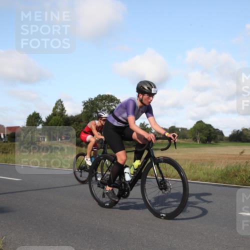 25.08.2024 - Elbe Triathlon Hamburg Fuchs,  Jonas http://msf.ph/oto/6829880 25.08.2024 09:47:08 Radfahren 471, 486, 364, 431 meine-sportfotos.de