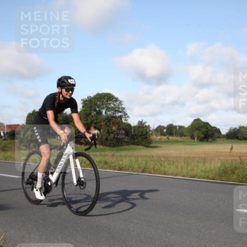 25.08.2024 - Elbe Triathlon Hamburg Fuchs,  Jonas http://msf.ph/oto/6829924 25.08.2024 09:47:22 Radfahren 540, 400, 136, 532, 487, 441, 271, 488 meine-sportfotos.de