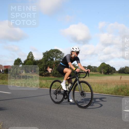 25.08.2024 - Elbe Triathlon Hamburg Fuchs,  Jonas http://msf.ph/oto/6829949 25.08.2024 09:47:28 Radfahren 441, 271, 488, 493, 223, 245 meine-sportfotos.de