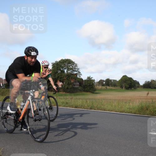 25.08.2024 - Elbe Triathlon Hamburg Fuchs,  Jonas http://msf.ph/oto/6829978 25.08.2024 09:47:55 Radfahren 113, 424, 356, 304, 350, 125, 182, 423 meine-sportfotos.de