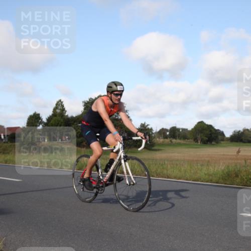 25.08.2024 - Elbe Triathlon Hamburg Fuchs,  Jonas http://msf.ph/oto/6829995 25.08.2024 09:47:57 Radfahren 424, 356, 304, 350, 125, 182, 423 meine-sportfotos.de