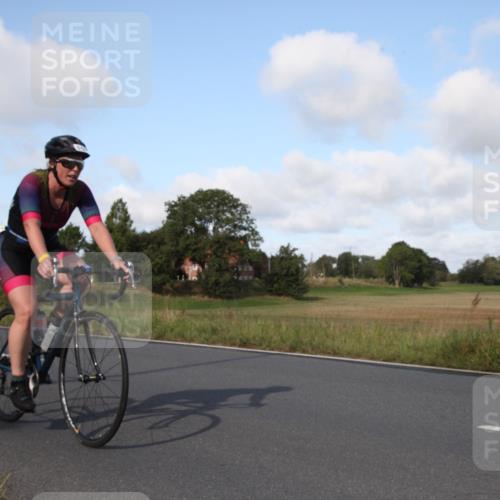 25.08.2024 - Elbe Triathlon Hamburg Fuchs,  Jonas http://msf.ph/oto/6830065 25.08.2024 09:48:27 Radfahren 491, 393, 203, 517, 366, 549 meine-sportfotos.de