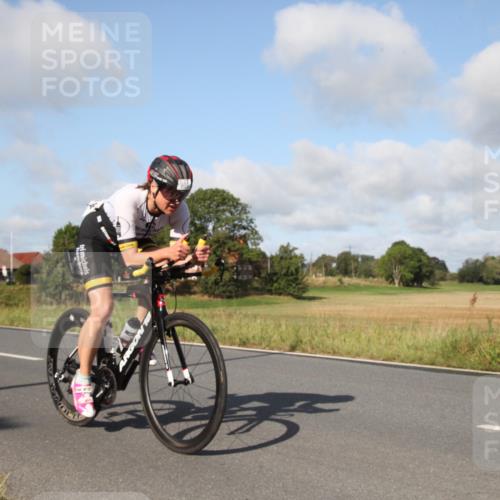 25.08.2024 - Elbe Triathlon Hamburg Fuchs,  Jonas http://msf.ph/oto/6830113 25.08.2024 09:48:48 Radfahren 118, 353, 326, 228, 145 meine-sportfotos.de