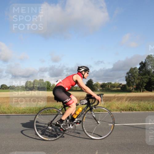 25.08.2024 - Elbe Triathlon Hamburg Fuchs,  Jonas http://msf.ph/oto/6830127 25.08.2024 09:18:29 Radfahren 119, 228, 73 meine-sportfotos.de