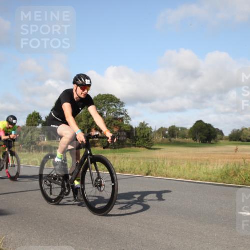 25.08.2024 - Elbe Triathlon Hamburg Fuchs,  Jonas http://msf.ph/oto/6830240 25.08.2024 09:49:53 Radfahren 144, 357, 209, 399, 433 meine-sportfotos.de