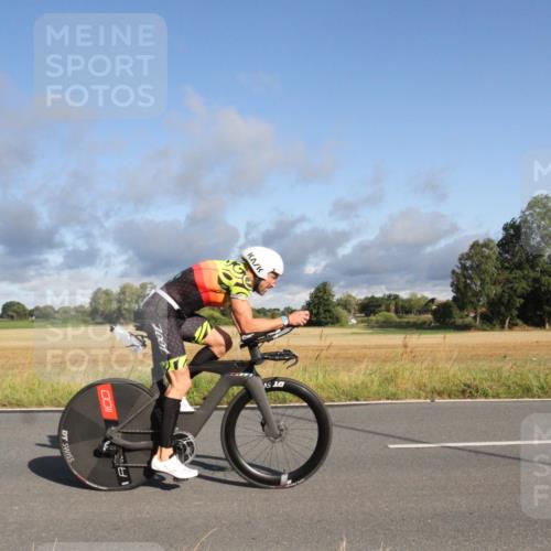 25.08.2024 - Elbe Triathlon Hamburg Fuchs,  Jonas http://msf.ph/oto/6830248 25.08.2024 09:20:07 Radfahren 232, 172, 336 meine-sportfotos.de