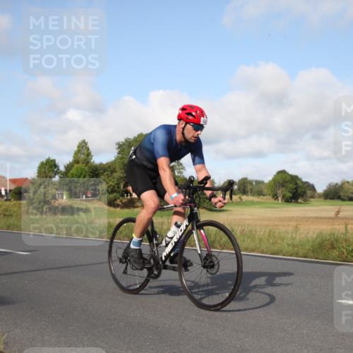 25.08.2024 - Elbe Triathlon Hamburg Fuchs,  Jonas http://msf.ph/oto/6830259 25.08.2024 09:50:03 Radfahren 337, 524, 108, 146, 294 meine-sportfotos.de