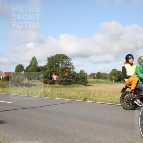 25.08.2024 - Elbe Triathlon Hamburg Fuchs,  Jonas http://msf.ph/oto/6830298 25.08.2024 09:50:19 Radfahren 256, 199, 344, 533, 314 meine-sportfotos.de