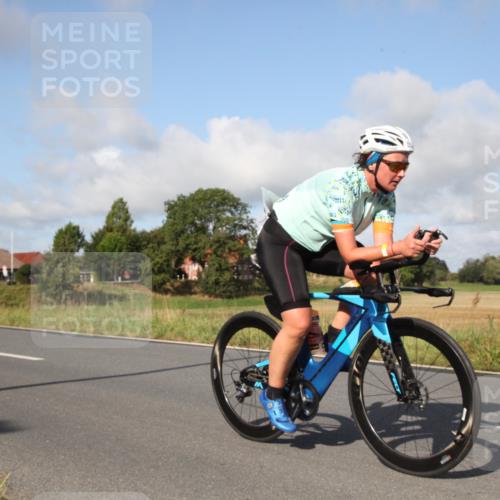 25.08.2024 - Elbe Triathlon Hamburg Fuchs,  Jonas http://msf.ph/oto/6830316 25.08.2024 09:50:22 Radfahren 256, 199, 344, 533, 314 meine-sportfotos.de