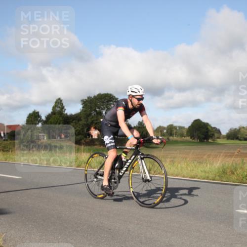 25.08.2024 - Elbe Triathlon Hamburg Fuchs,  Jonas http://msf.ph/oto/6830365 25.08.2024 09:51:04 Radfahren 526, 395 meine-sportfotos.de