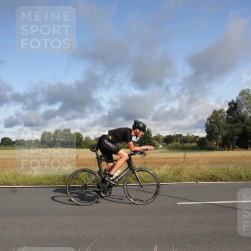 25.08.2024 - Elbe Triathlon Hamburg Fuchs,  Jonas http://msf.ph/oto/6830419 25.08.2024 09:21:45 Radfahren 204, 42, 46, 92, 294, 34, 280, 190 meine-sportfotos.de