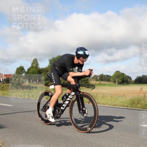 25.08.2024 - Elbe Triathlon Hamburg Fuchs,  Jonas http://msf.ph/oto/6830431 25.08.2024 09:52:04 Radfahren 349, 369, 367, 155 meine-sportfotos.de