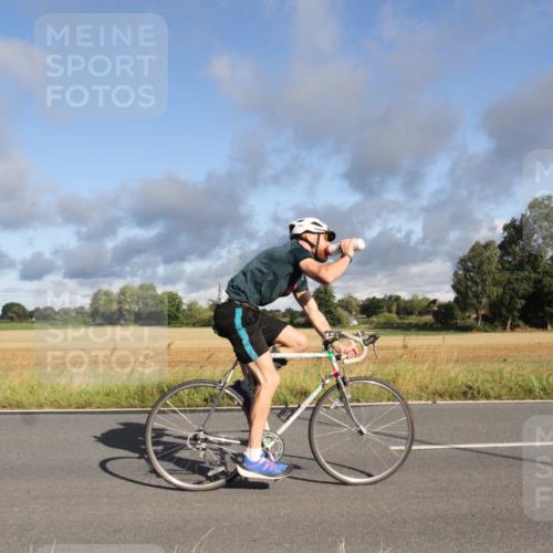 25.08.2024 - Elbe Triathlon Hamburg Fuchs,  Jonas http://msf.ph/oto/6830454 25.08.2024 09:22:04 Radfahren 308, 213, 275 meine-sportfotos.de