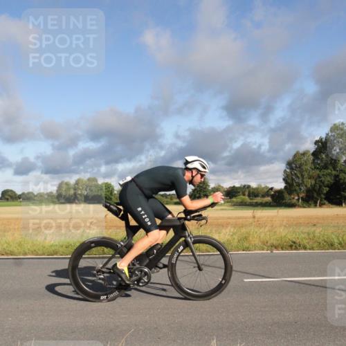25.08.2024 - Elbe Triathlon Hamburg Fuchs,  Jonas http://msf.ph/oto/6830463 25.08.2024 09:22:08 Radfahren 213, 275 meine-sportfotos.de