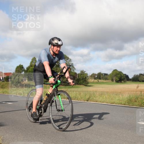 25.08.2024 - Elbe Triathlon Hamburg Fuchs,  Jonas http://msf.ph/oto/6830484 25.08.2024 09:52:55 Radfahren 246, 427, 347, 519 meine-sportfotos.de