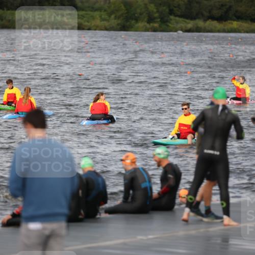 25.08.2024 - Elbe Triathlon Hamburg H.Heesch http://msf.ph/oto/6830496 25.08.2024 07:58:31 Schwimmen  meine-sportfotos.de