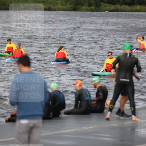 25.08.2024 - Elbe Triathlon Hamburg H.Heesch http://msf.ph/oto/6830505 25.08.2024 07:58:31 Schwimmen  meine-sportfotos.de