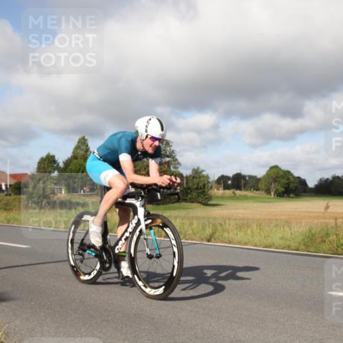 25.08.2024 - Elbe Triathlon Hamburg Fuchs,  Jonas http://msf.ph/oto/6830510 25.08.2024 09:53:06 Radfahren 347, 519, 310, 403, 342, 404, 465 meine-sportfotos.de