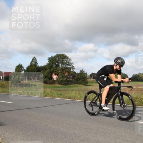 25.08.2024 - Elbe Triathlon Hamburg Fuchs,  Jonas http://msf.ph/oto/6830569 25.08.2024 09:53:37 Radfahren 506, 322 meine-sportfotos.de