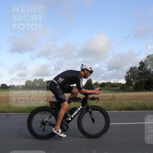 25.08.2024 - Elbe Triathlon Hamburg Fuchs,  Jonas http://msf.ph/oto/6830570 25.08.2024 09:23:22 Radfahren 367, 198, 167 meine-sportfotos.de