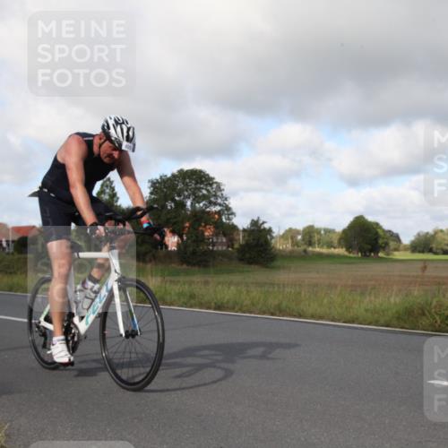 25.08.2024 - Elbe Triathlon Hamburg Fuchs,  Jonas http://msf.ph/oto/6830607 25.08.2024 09:54:07 Radfahren 496, 405, 281, 296, 375 meine-sportfotos.de