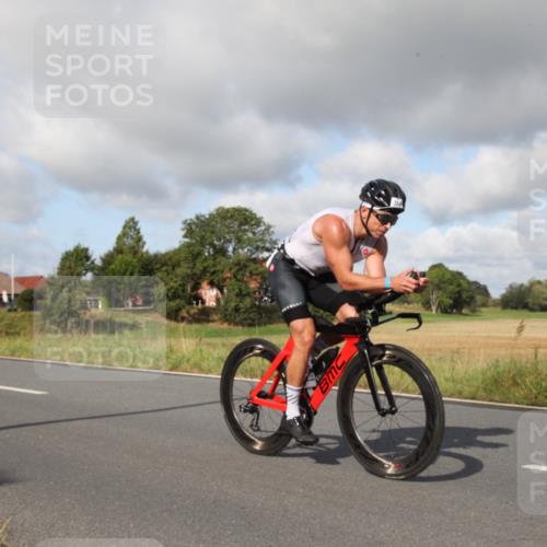 25.08.2024 - Elbe Triathlon Hamburg Fuchs,  Jonas http://msf.ph/oto/6830635 25.08.2024 09:54:25 Radfahren 368, 390, 119, 363, 518 meine-sportfotos.de