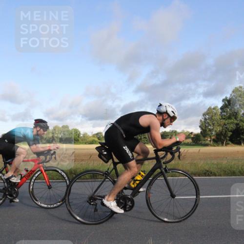 25.08.2024 - Elbe Triathlon Hamburg Fuchs,  Jonas http://msf.ph/oto/6830703 25.08.2024 09:24:44 Radfahren 205, 161, 160, 261, 248, 349, 236, 262, 414 meine-sportfotos.de