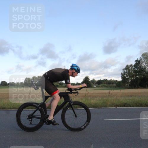25.08.2024 - Elbe Triathlon Hamburg Fuchs,  Jonas http://msf.ph/oto/6830833 25.08.2024 09:26:12 Radfahren 158, 61, 252, 390, 52, 285, 318, 54 meine-sportfotos.de