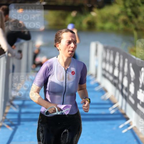 25.08.2024 - Elbe Triathlon Hamburg H.Heesch http://msf.ph/oto/6830839 25.08.2024 09:37:32 Schwimmen 471, 488, 491, 493, 500, 509 meine-sportfotos.de