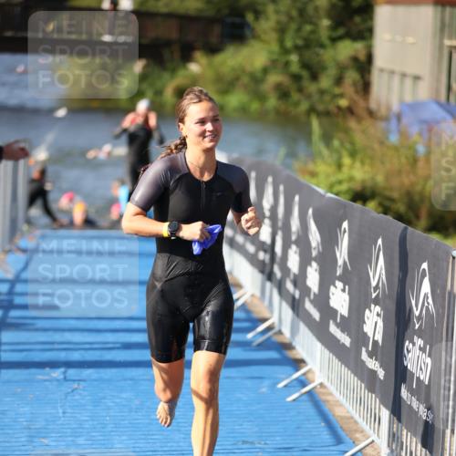 25.08.2024 - Elbe Triathlon Hamburg H.Heesch http://msf.ph/oto/6830896 25.08.2024 09:37:36 Schwimmen 471, 472, 488, 491, 493, 500, 509 meine-sportfotos.de