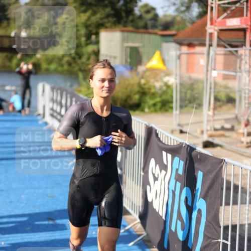 25.08.2024 - Elbe Triathlon Hamburg H.Heesch http://msf.ph/oto/6830982 25.08.2024 09:37:37 Schwimmen 471, 472, 488, 491, 493, 500, 509 meine-sportfotos.de