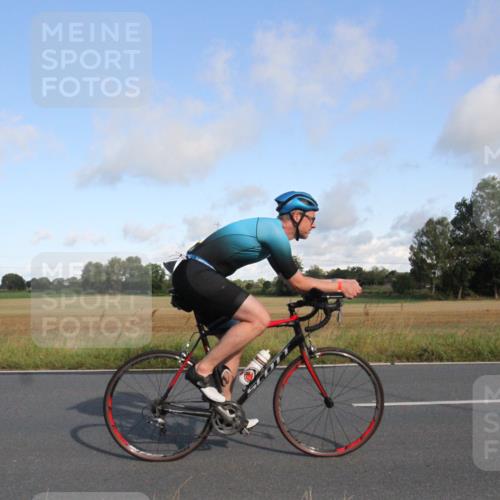 25.08.2024 - Elbe Triathlon Hamburg Fuchs,  Jonas http://msf.ph/oto/6831024 25.08.2024 09:28:24 Radfahren 358, 398, 168, 143 meine-sportfotos.de