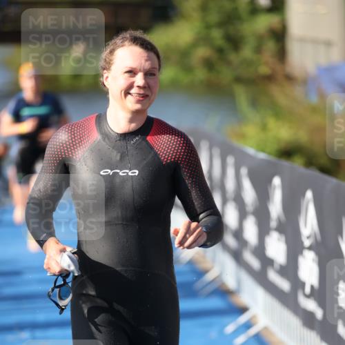 25.08.2024 - Elbe Triathlon Hamburg H.Heesch http://msf.ph/oto/6831025 25.08.2024 09:37:45 Schwimmen 471, 472, 488, 491, 500, 509, 524, 538 meine-sportfotos.de