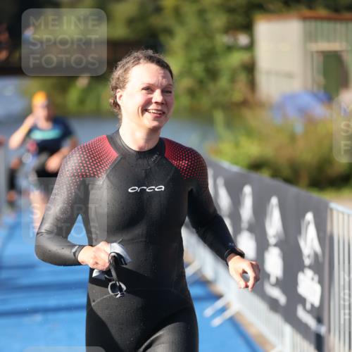 25.08.2024 - Elbe Triathlon Hamburg H.Heesch http://msf.ph/oto/6831055 25.08.2024 09:37:45 Schwimmen 471, 472, 488, 491, 500, 509, 524, 538 meine-sportfotos.de