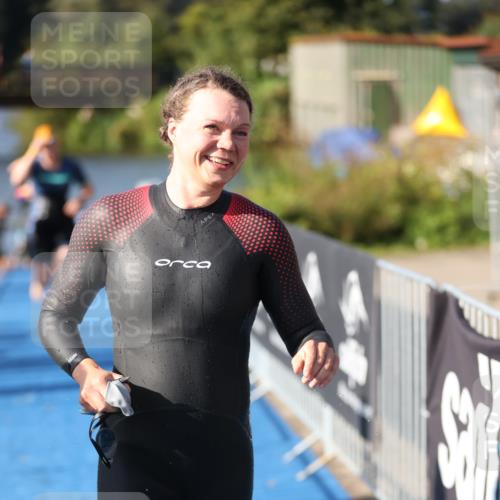 25.08.2024 - Elbe Triathlon Hamburg H.Heesch http://msf.ph/oto/6831079 25.08.2024 09:37:45 Schwimmen 471, 472, 488, 491, 500, 509, 524, 538 meine-sportfotos.de