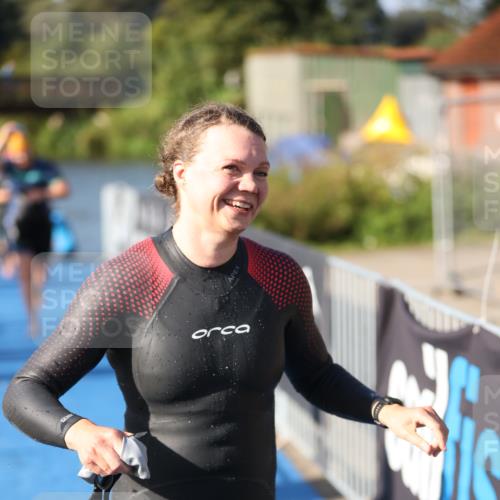 25.08.2024 - Elbe Triathlon Hamburg H.Heesch http://msf.ph/oto/6831102 25.08.2024 09:37:46 Schwimmen 471, 472, 488, 491, 500, 509, 524, 538 meine-sportfotos.de