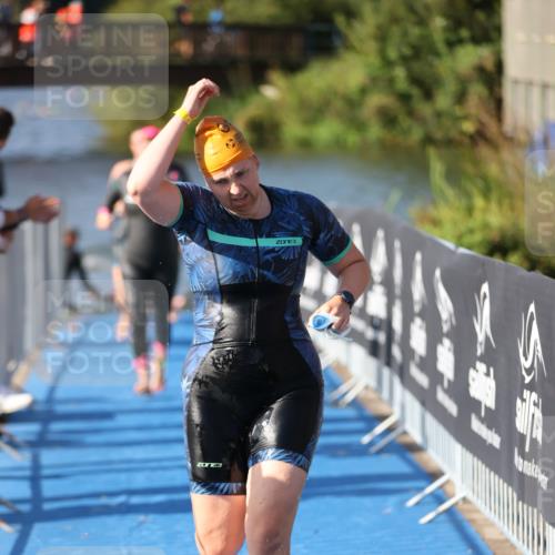 25.08.2024 - Elbe Triathlon Hamburg H.Heesch http://msf.ph/oto/6831127 25.08.2024 09:37:48 Schwimmen 472, 488, 491, 500, 509, 524, 538, 549 meine-sportfotos.de