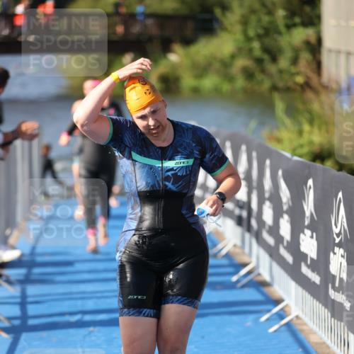 25.08.2024 - Elbe Triathlon Hamburg H.Heesch http://msf.ph/oto/6831131 25.08.2024 09:37:48 Schwimmen 472, 488, 491, 500, 509, 524, 538, 549 meine-sportfotos.de