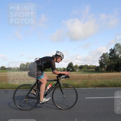 25.08.2024 - Elbe Triathlon Hamburg Fuchs,  Jonas http://msf.ph/oto/6831160 25.08.2024 09:29:29 Radfahren 264, 33, 63, 135, 359, 357 meine-sportfotos.de